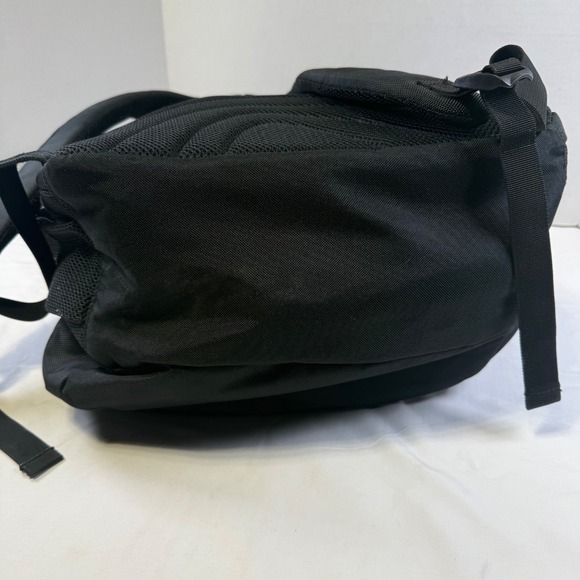 NWOT Wilson NCAA Backpack 2016 Women's Final Four Basketball 27L - Picture 4 of 13